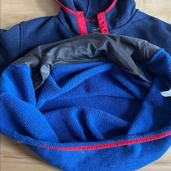 L.L. Bean Navy and Bright Red Fleece Hooded Pullover - Picture 6 of 7